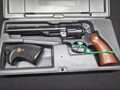 Ruger Redhawk 44 magnum