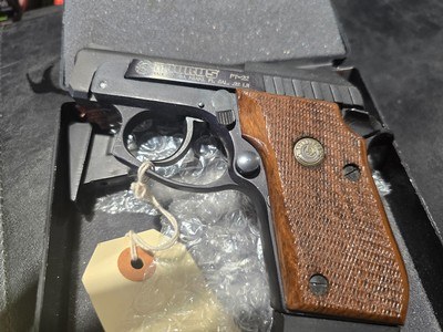 Taurus pt-22 22 lr - Image 1 of 5
