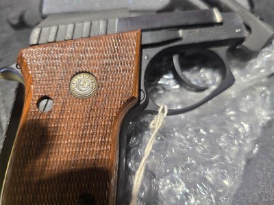Taurus pt-22 22 lr - Image 5 of 5
