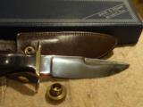 SMITH & WESSON CUSTOM-SERIES MODEL 6030 SURVIVAL KNIFE.
CIRCA 1974.
NEW-IN-BOX!!
VERY RARE!!! - 10 of 11