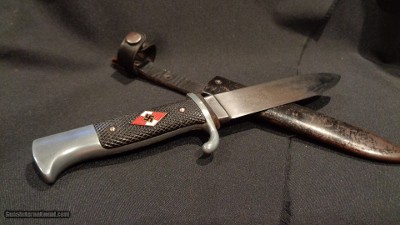 WWII WW2 NAZI GERMAN YOUTH KNIFE w/SCABBARD RZM M7/42 1940
W.K.C. MAKER!!
WW2 HJ
YOUTH KNIFE
NEAR MINT CONDITION!!!