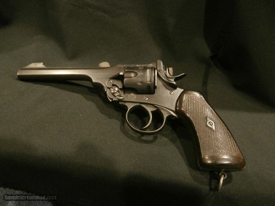 WEBLEY MK VI 1918 .455 CAL
VERY UNIQUE SERIAL NUMBER!!
MINT BORE & CHAMBERS!
EXCELLENT, OVERALL CONDITION!