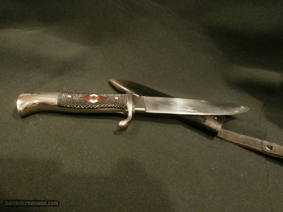 WWII WW2 NAZI GERMAN YOUTH KNIFE WWII HJ NAZI KNIFE
RZM M7/36
VERY-GOOD-PLUS BRIGHT BLADE!!!
E. & F. HORSTER