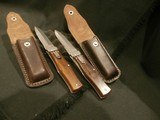 MIKOV CZECH MILITARY AUTOMATIC KNIFE!!
VINTAGE!!
VERY FAST ACTION!! VERY STRONG SPRING!!
ROSEWOOD!!
BRAND NEW!!
FACTORY LEATHER BELT-SHEATH!! - 12 of 13