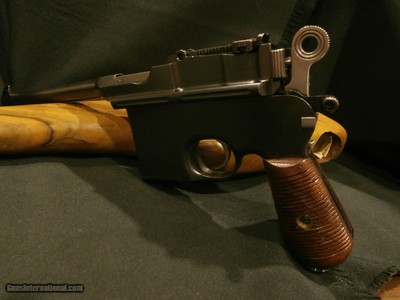 MAUSER C96 BROOMHANDLE by TAKU NAVAL DOCKYARD 7.63mm RARE 140mm Barrel
FLAT-SIDE RECEIVER
LARGE-RING HAMMER with MATCHING NUMBERED SHOULDER STOCK