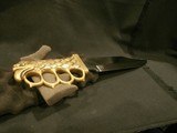 KNUCKLE GRIP FIGHTING KNIFE. MASSIVE, EAGLE HEAD WITH HEAVY BOWIE BLADE. SPIKED KNUCKLE GRIP FIGHTING KNIFE. OSCAR KOLOMBATOVICH DESIGN.
MINT!! - 7 of 11