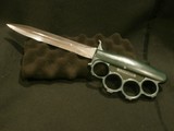 WWII WW2 EVERITT KNUCKLE KNIFE
WW2 EVERITT FIGHTING KNIFE
WWII EVERITT KNUCKLE KNIFE
GREEN