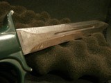 WWII WW2 EVERITT KNUCKLE KNIFE
WW2 EVERITT FIGHTING KNIFE
WWII EVERITT KNUCKLE KNIFE
GREEN - 6 of 6