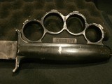 WWII WW2 EVERITT KNUCKLE KNIFE WW2 EVERITT FIGHTING KNIFE WWII EVERITT KNUCKLE KNIFE
BLACK WITH ORIGINAL SCABBARD - 8 of 15