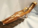 FLINTLOCK DOUBLE BARREL PISTOL
DOUBLE BARREL PISTOL FLINTLOCK PISTOL
MINT!! - 8 of 8