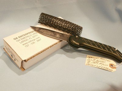 OX FORGE BLACK KNIFE BLK-95 US MILITARY NAVY SEAL BLACK KNIFE BLK-95 OX ENTERPRISES AUTOMATIC
SPECIAL FORCES 60TH ANNIVERSARY GREEN GRIP RARE!