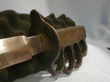 US MODEL 1918 MARK I TRENCH KNIFE AU LION 1918 MARK I KNUCKLE KNIFE
US 1918 MARK I TRENCH KNIFE AU LION
U.S. 1918 MKI TRENCH KNIFE AU LION - 9 of 11