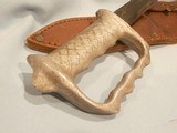WWII NEW ZEALAND KNUCKLE KNIFEWWII KNUCKLE KNIFE NEW ZEALAND KNUCKLE KNIFEWWII US PACIFIC THEATER FIGHTING KNIFEWWII US KNUCKLE FIGHTING KNIFE - 9 of 12