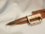 WWII NEW ZEALAND KNUCKLE KNIFEWWII KNUCKLE KNIFE NEW ZEALAND KNUCKLE KNIFEWWII US PACIFIC THEATER FIGHTING KNIFEWWII US KNUCKLE FIGHTING KNIFE - 3 of 12