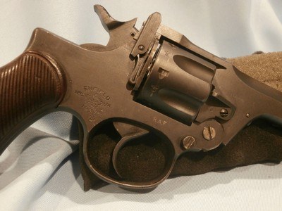 ENFIELD No.2 MKI ORIGINAL 1937 ENFIELD No.2 MK I .38 S&W ORIGINAL ENFIELD REVOLVER No.2 MK I .38 S&W No.2 MK I ENFIELD 1937 .38 S&W ORIGINAL No.2 MK I - Image 5 of 14