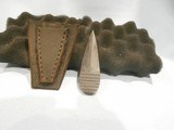 WWII OSS SAS SOE AGENT'S THUMB LAPEL DAGGER WITH SHEATHWWII DAGGERWWII SECRET AGENT DAGGERWWII OSS DAGGERSOEDAGGERSAS DAGGER - Image 4 of 8