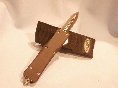 MICROTECH AUTOMATICCOMBAT TRODEN OTF AUTOMATIC FIGHTING KNIFE..............CLONE!!! - Image 4 of 8