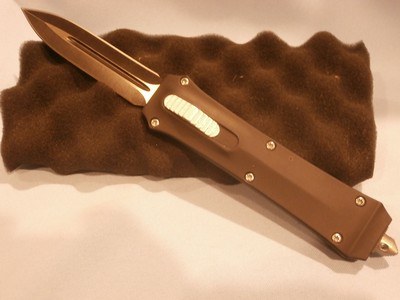 MICROTECH AUTOMATIC COMBAT TRODEN OTF AUTOMATIC FIGHTING KNIFE ..............CLONE!!! - Image 2 of 9
