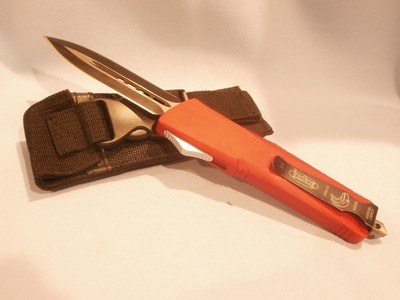 MICROTECH AUTOMATIC COMBAT TRODEN OTF AUTOMATIC FIGHTING KNIFE...RED GRIP................CLONE!!! - Image 2 of 9