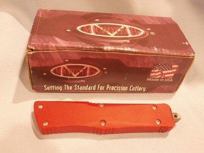 MICROTECH AUTOMATIC COMBAT TRODEN OTF AUTOMATIC FIGHTING KNIFE...RED GRIP................CLONE!!! - Image 9 of 9