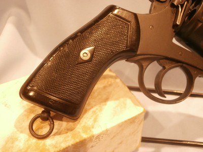 WEBLEY MK VI 1919 .455 CAL ALL-MATCHING SERIAL NUMBERS! EXCELLENT BORE & CHAMBERS! EXCELLENT OVERALL CONDITION!!RARE 1919!!! - Image 7 of 9