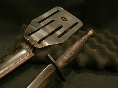 OSS STILETTO w/ORIGINAL SCABBARDWWII OSS MILITARY STILETTOWWII US STILETTOOSS FIGHTING KNIFEWWII OSS STILETTOWWII OSS FIGHTING KNIFE - Image 13 of 14