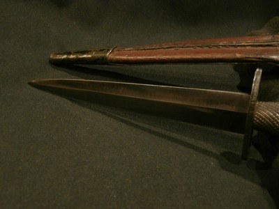 OSS STILETTO w/ORIGINAL SCABBARDWWII OSS MILITARY STILETTOWWII US STILETTOOSS FIGHTING KNIFEWWII OSS STILETTOWWII OSS FIGHTING KNIFE - Image 3 of 14