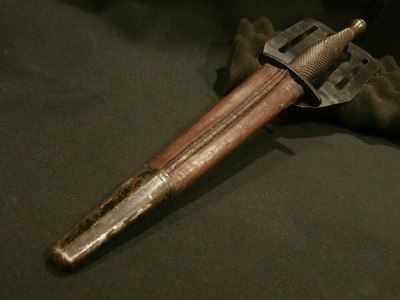 OSS STILETTO w/ORIGINAL SCABBARDWWII OSS MILITARY STILETTOWWII US STILETTOOSS FIGHTING KNIFEWWII OSS STILETTOWWII OSS FIGHTING KNIFE - Image 7 of 14