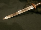 WWII WESTERN L77 STILETTORARE BAKELITE CROSS GUARD AND POMMEL!ORIGINAL SCABBARD!WWII L77 STILETTO!WESTERN L77 w/BAKELITE GUARD AND POMMEL!! - Image 3 of 15