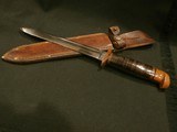 WWII WESTERN L77 STILETTORARE BAKELITE CROSS GUARD AND POMMEL!ORIGINAL SCABBARD!WWII L77 STILETTO!WESTERN L77 w/BAKELITE GUARD AND POMMEL!! - Image 1 of 15