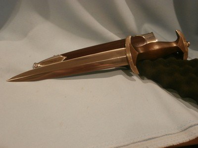 WWII GERMAN SA DAGGER GERMAN WWII NAZI DAGGER WWII SA NAZI DAGGER GERMAN SA NAZI DAGGER WWII GERMAN NAZI SA DAGGER RZM M7/36(E. & F. HORSTER) - Image 8 of 14
