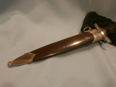 WWII GERMAN SA DAGGER GERMAN WWII NAZI DAGGER WWII SA NAZI DAGGER GERMAN SA NAZI DAGGER WWII GERMAN NAZI SA DAGGER RZM M7/27 (PUMAWERKLAUTERJUNG) - Image 4 of 14