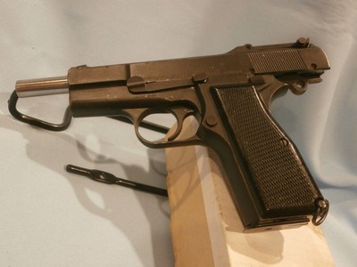 BROWNING HI-POWER 9mm WWII JOHN INGLIS 9mm HI-POWER WWII BROWNING INGLIS HI-POWER 9mm BROWNING FN 9mm HI-POWER JOHN INGLIS - Image 1 of 9