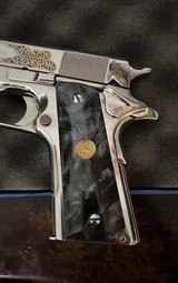Colt 1911 Custom Govt. .38 SUPER- Bright Stainless-Gold Engraved -XLNT! ELCEN SERIES- Model O -02071ELC2- RARE w/box! - 6 of 11