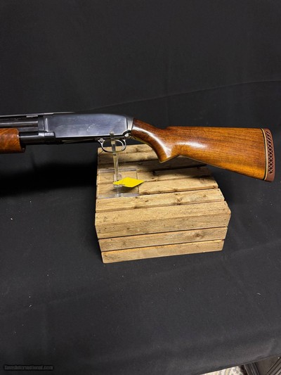 Wiinchester Model 12, 12 gauge 28 in Simmons Rib mod choke