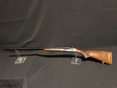 CZ Hammer Classic,
30 inch, choke tubes.
Factory case.
Cannot be told from New.
Case hardened reciever