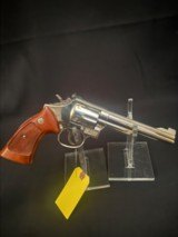 Smith and Wesson, 19-4, .357 mag, stainless.
Very good condition. - 2 of 4