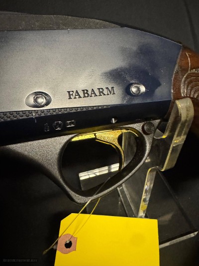 Fabarm Velocity XLR5, black reciever, 32 inch, elevated rib for better target aquistion. - Image 5 of 7