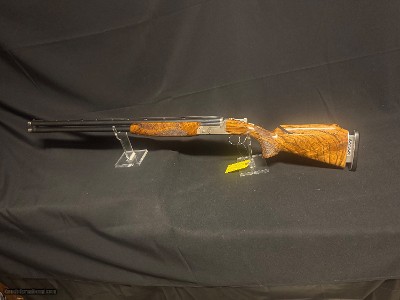 Kolar Max Lite.
30 inch with a complete set of Kolar small gauge tubes.
DONT FORGET,
This wood is OUTSTANDING.. High Grade