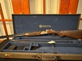 Beretta 686 Silver Pigeon 1.
20 gauge barrel and 28 gauge barrel, 410 inserts for 20 gauge barrel,
Like new.
Beretta canvas case - 17 of 18