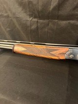 Beretta
686 Onyx PRO,
Outstanding wood, great fit and finish, great overall condition - 13 of 14