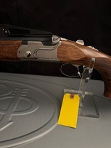 Beretta DT11, 30 inch, over and under with High trap rib.
It looks like new. - 16 of 23