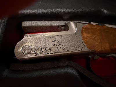 Blaser Luxus, 3 barrel set, 32 inch, 20, 28 and 410 gauge,
Exhibition grade wood.
Gorgeous