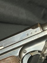 1939 S-1942Luger Pistol, Serial no.195.All numbers match except for the Magazine.Great condition.Grips show no cracks. - 16 of 25