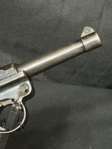 1939 S-1942Luger Pistol, Serial no.195.All numbers match except for the Magazine.Great condition.Grips show no cracks. - 19 of 25