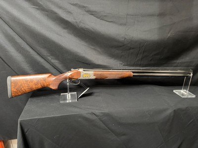 Browing Citori Grade VI, Manufactured 1992, invector chokes, 30 inch, factory box appears unfired.