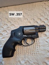 Smith & Wesson 357 Magnum / 38 SW Special, 2