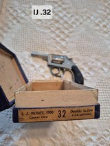 Iver Johnson Model 1900 with original box - 7 of 8
