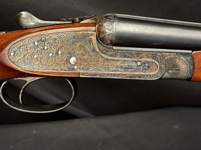 AYA 28 gauge, 26 inch. hand detachable sidelocks like new case color, sharp scroll engraving - Image 3 of 25