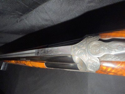 Kolar Max Lite, One of kind Custom Factory engraving, Exhibition wood, 32 inch Factory Case,Matching Carrier barrel with full set of sub gauge tubes - Image 11 of 20